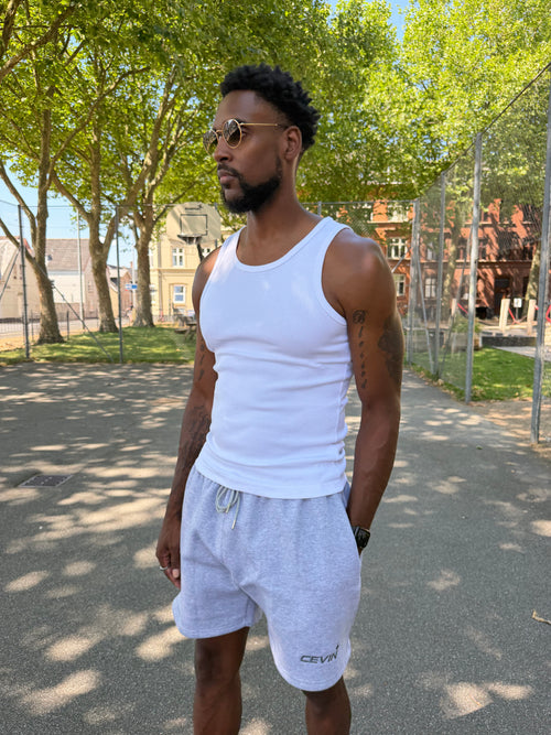 777 Shorts Grey