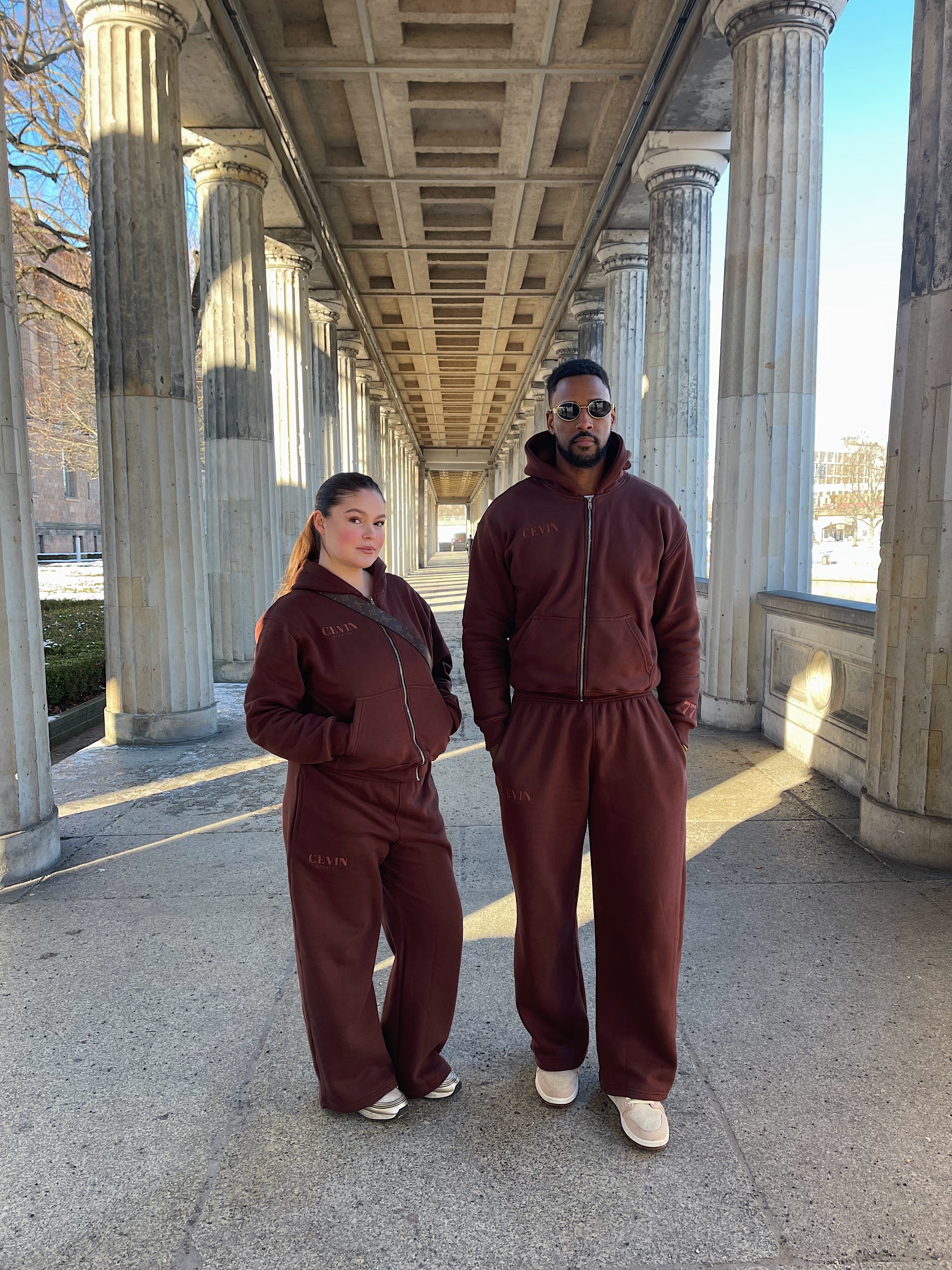 777 Sweatpants Brown – Cevin Studios