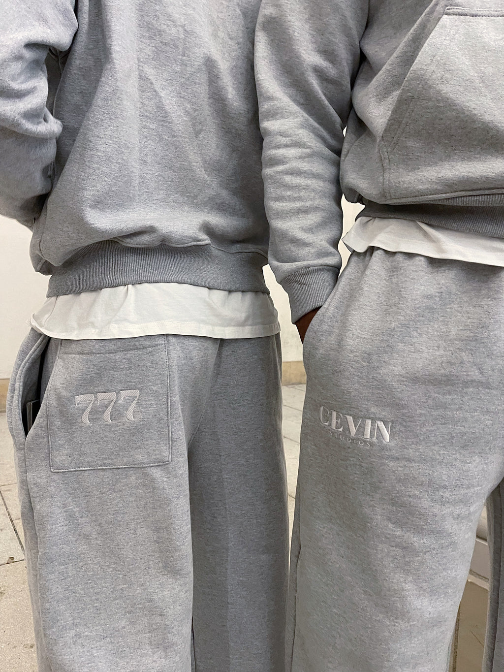 777 Sweatpants Grey